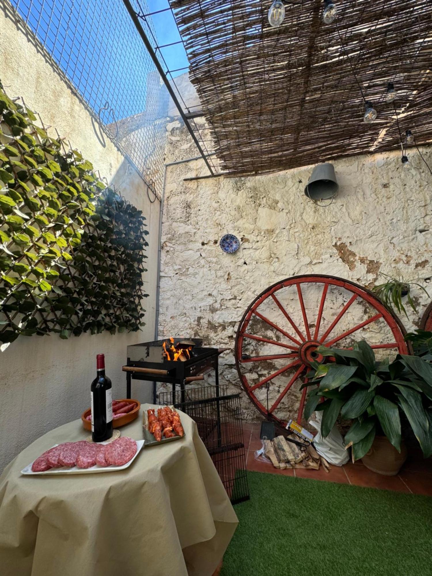 Bed and Breakfast Casa Arizo, Adults Recommended Оропеса-дель-Мар Экстерьер фото